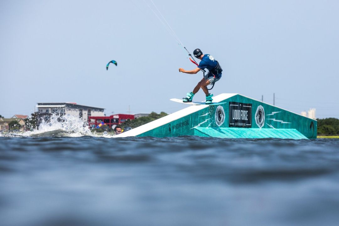 Un belge sur le podium au TripleS Christophe Tack! Kite4All Toute